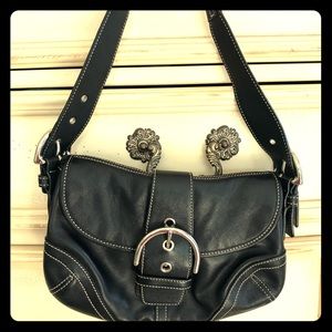 Coach classic handbag